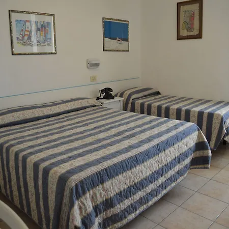 Amelia 3* Fano